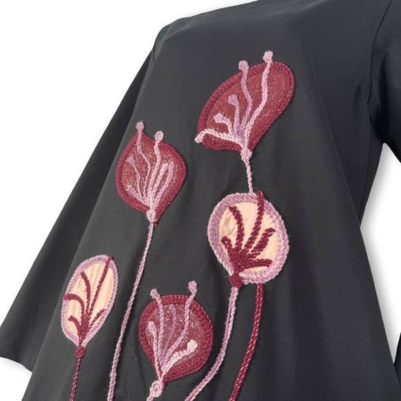 Save The Queen Womens Embroidered Cute Dress Sz L Large - Picture 2 of 6